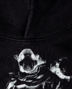 Davril Supply Hoodie Resistance Noir Lavé Clair (1)